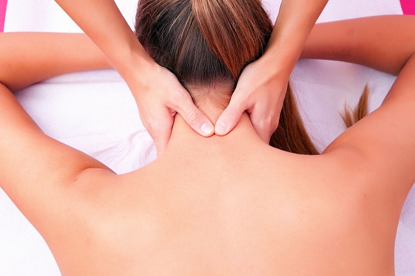 Learn Chest Oil Massage Head and Neck Oil Massage Back Oil Massage