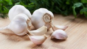 Is Garlic dangerous and poisonous