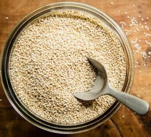 Quinoa Benefits and Risks of the Superfood